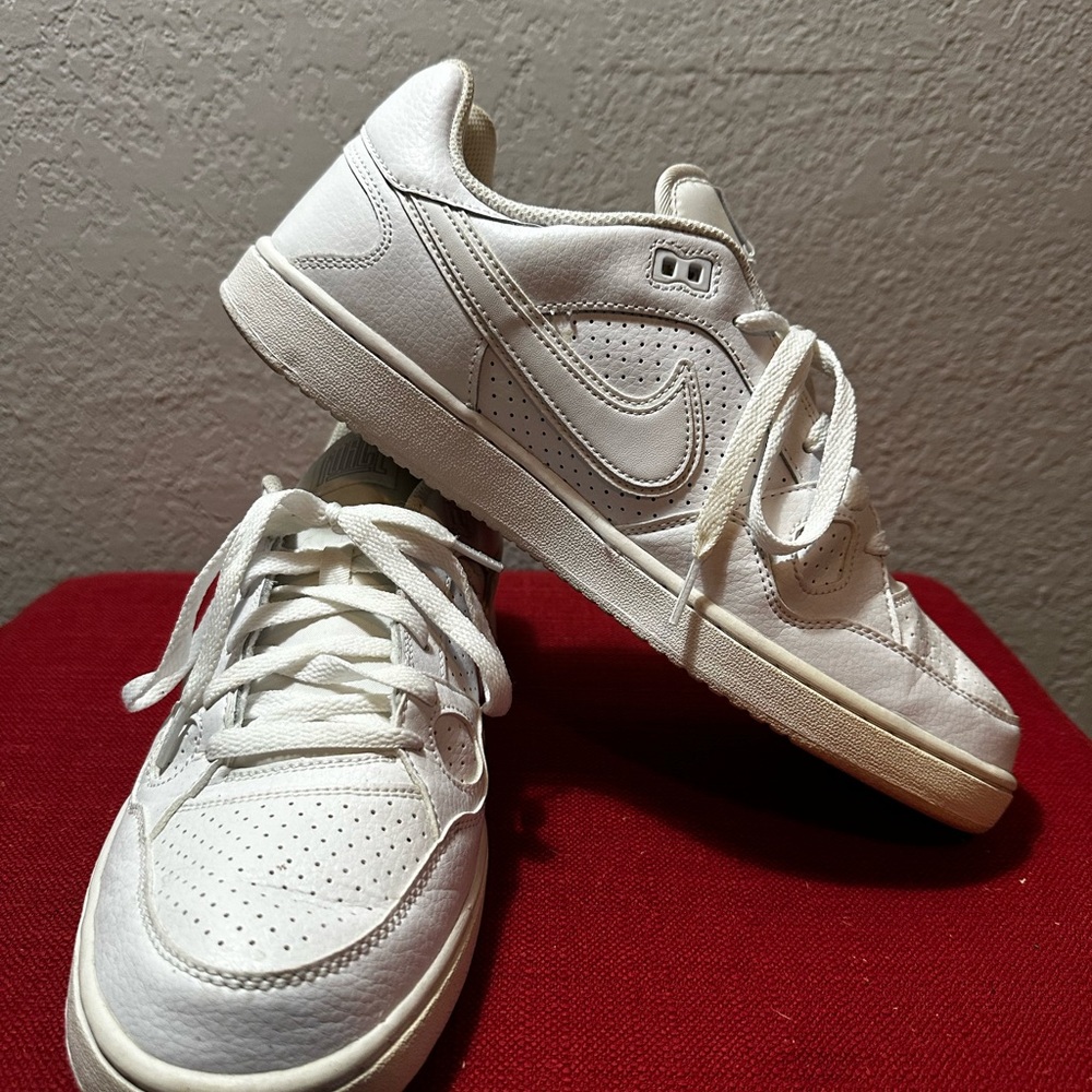 Nike Court Vision